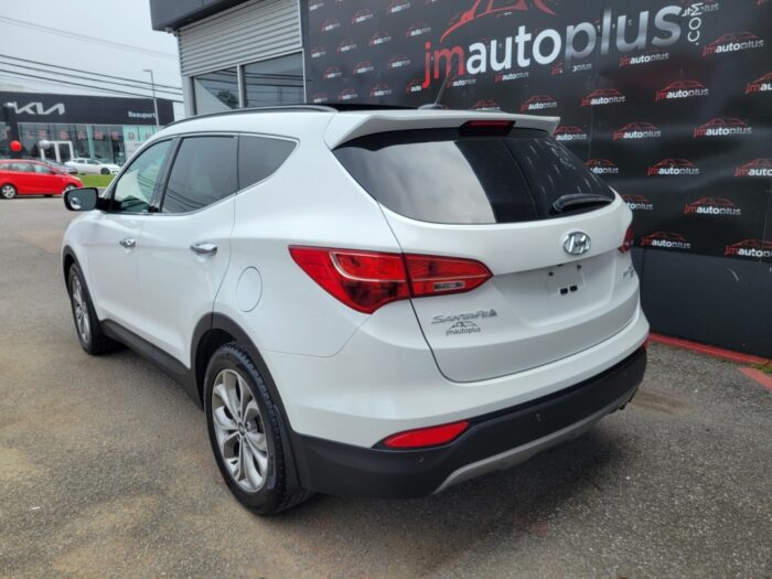 Hyundai Santa Fe Sport Premium - Image 7