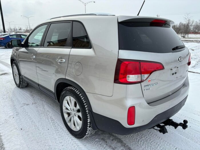 KIA Sorento EX – Image 5