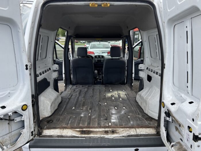 Ford Transit Connect XLT – Image 8