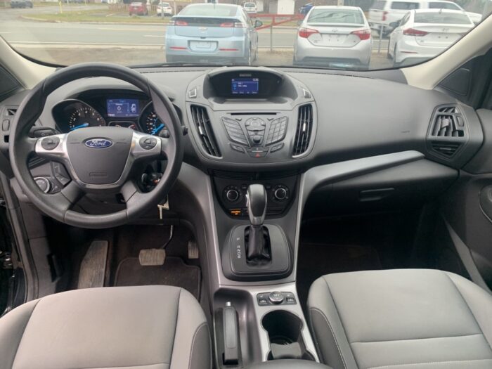 Ford Escape SE - Image 12