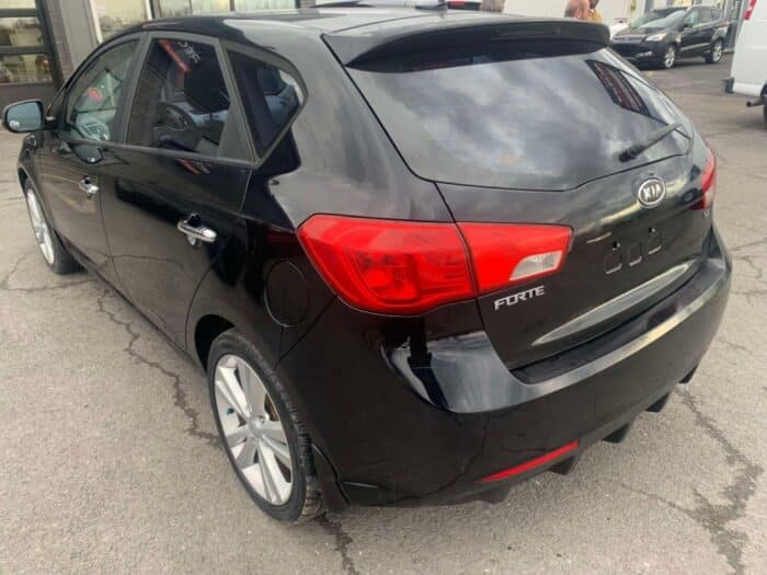 KIA Forte5 SX - Image 6