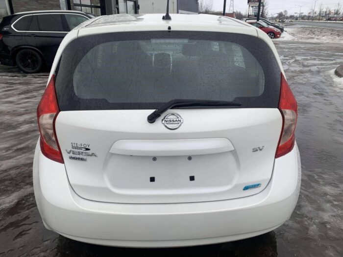 Nissan Versa SV - Image 8