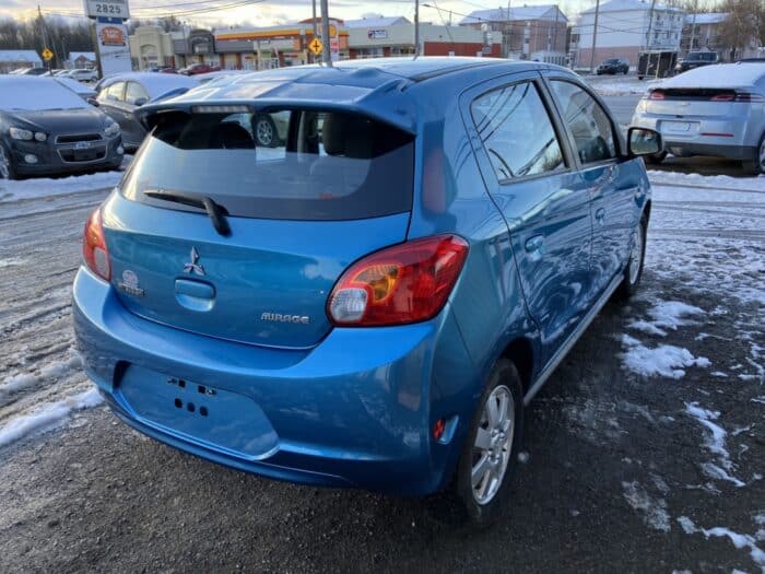 Mitsubishi Mirage SE - Image 5