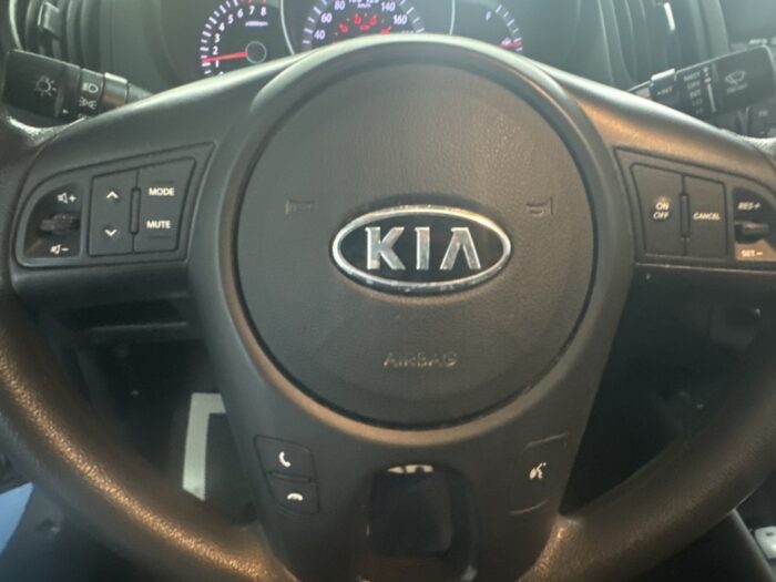 KIA Forte EX - Image 12