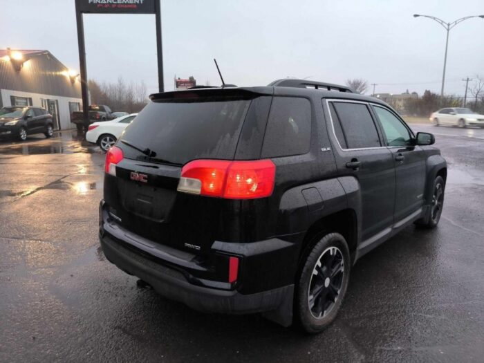 GMC Terrain SLE - Image 8