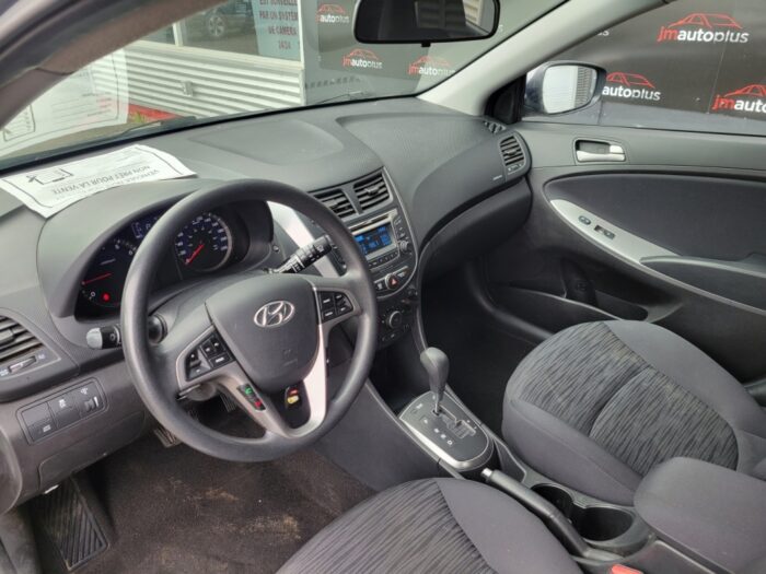 Hyundai Accent GL - Image 8