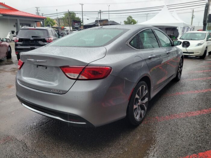 Chrysler 200 C - Image 5