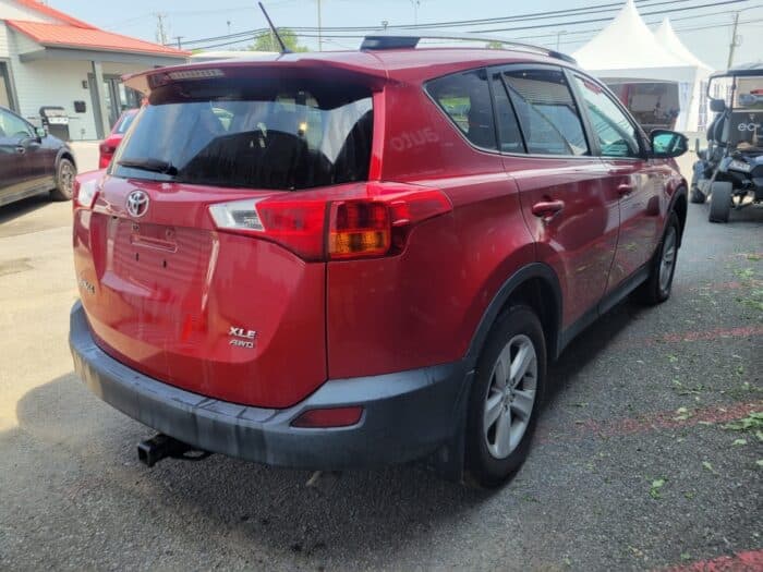 Toyota RAV4 XLE - Image 5