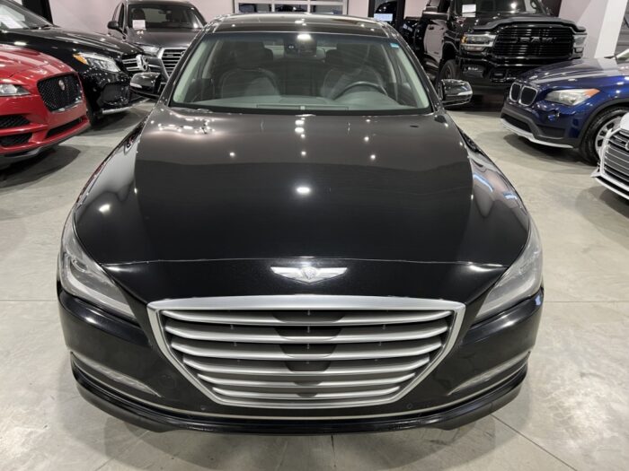 Hyundai Genesis Luxury - Image 28