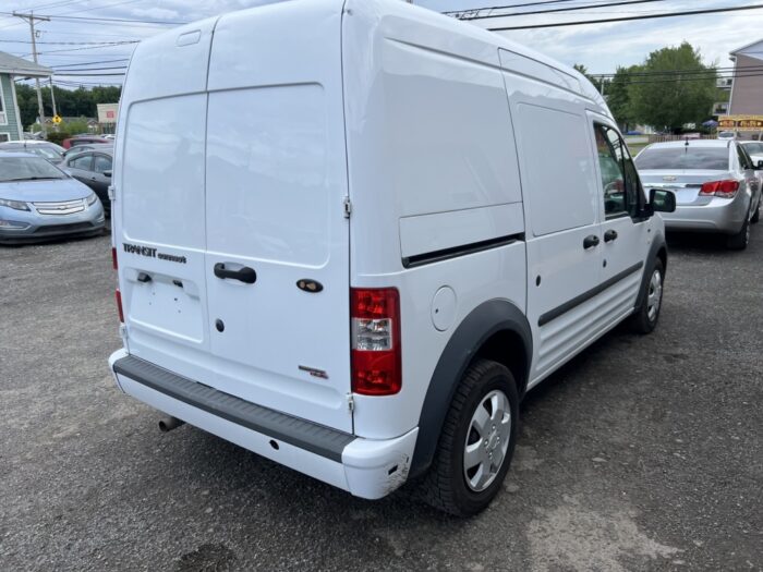 Ford Transit Connect XLT – Image 4