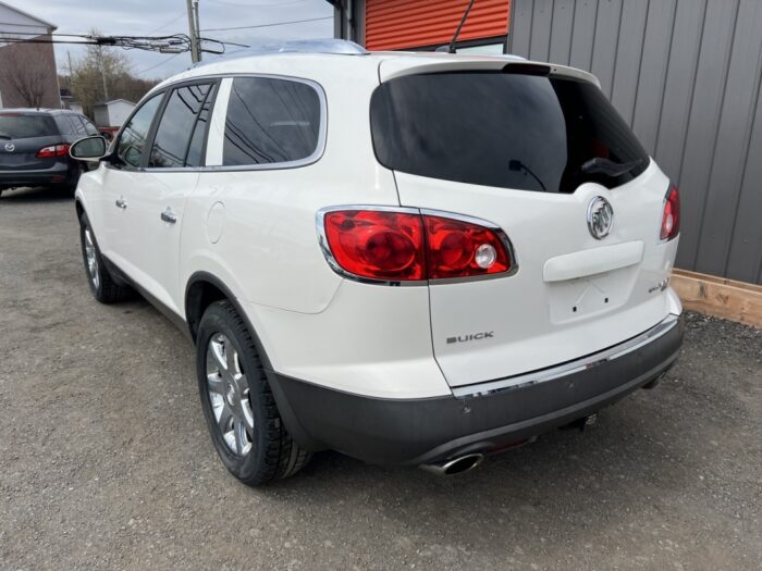 Buick Enclave CXL - Image 3