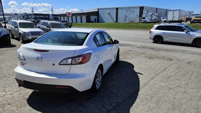 Mazda Mazda3 GX - Image 5