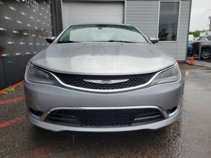 Chrysler 200 C - Image 3