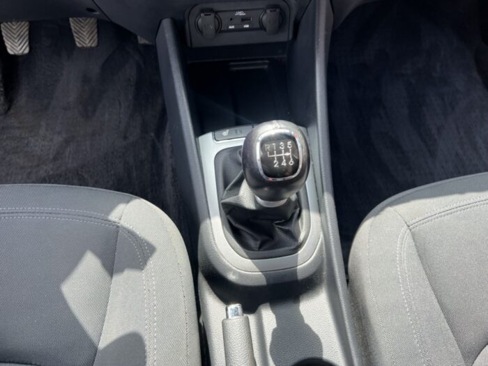 KIA Rio EX - Image 16