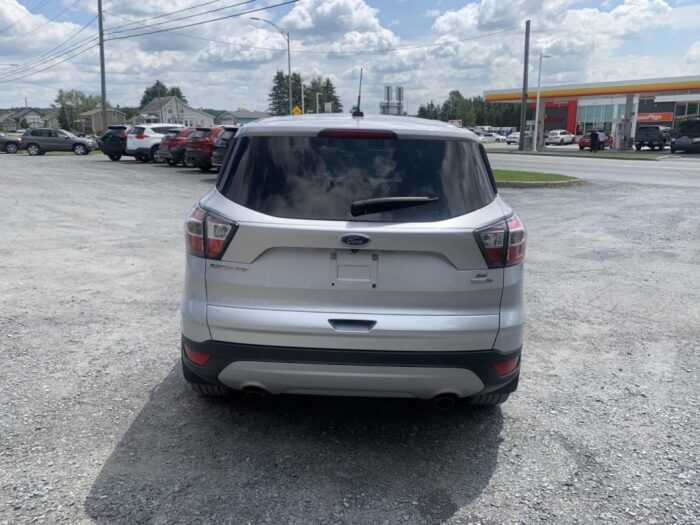 Ford Escape SE - Image 7