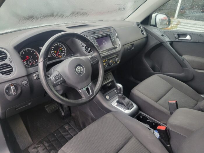 Volkswagen Tiguan Comfortline - Image 8