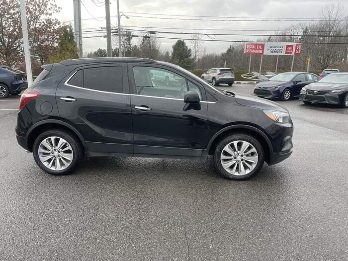 Buick Encore Preferred AWD - Image 4