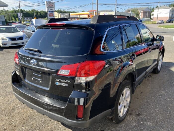 Subaru Outback 2.5i Sport - Image 8