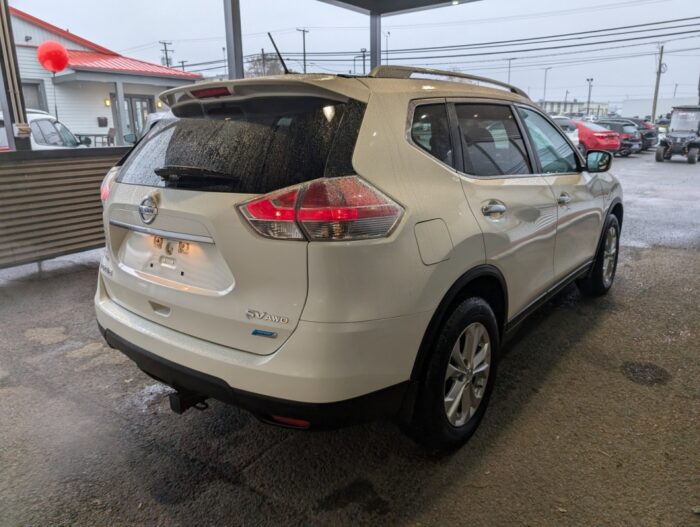 Nissan Rogue SV - Image 5