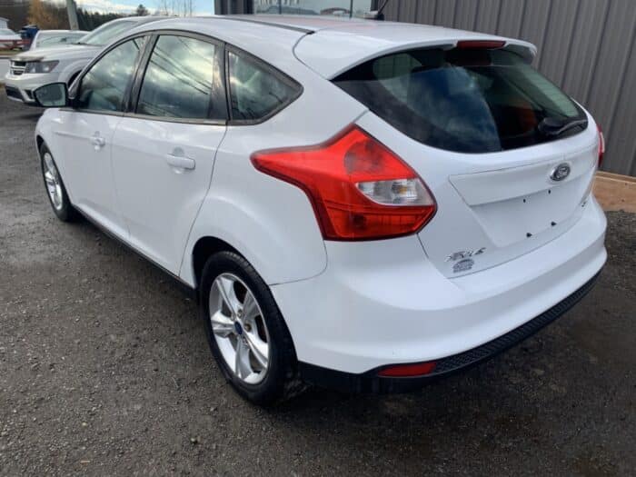 Ford Focus SE - Image 3