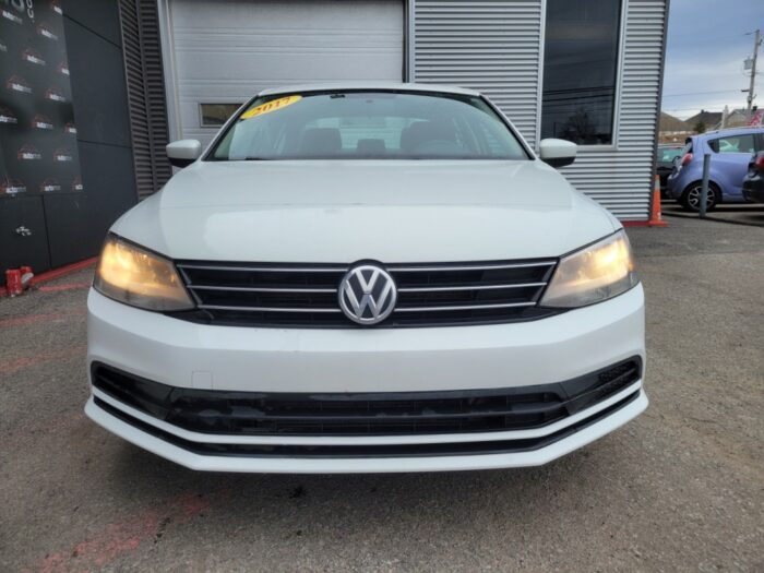 Volkswagen Jetta Trendline+ - Image 3