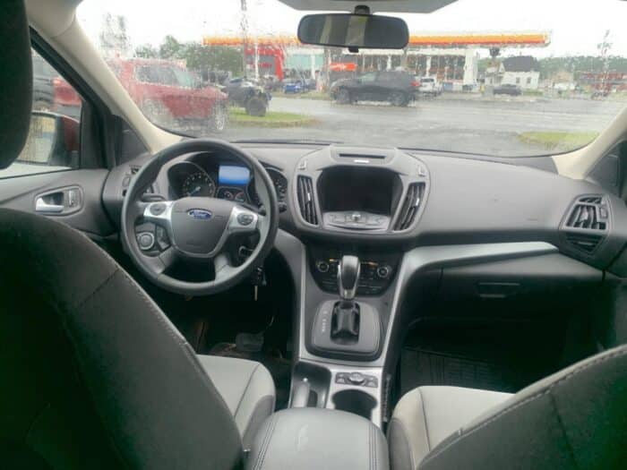 Ford Escape SE – Image 11