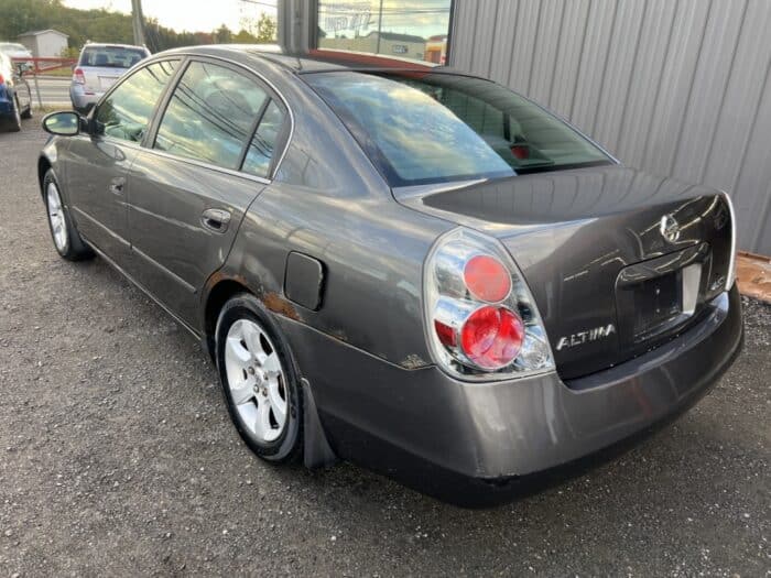 Nissan Altima 2,5 S - Image 3