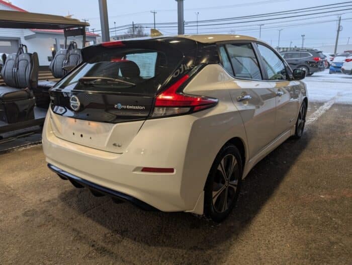 Nissan Leaf SV - Image 5