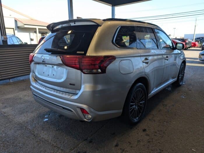 Mitsubishi Outlander PHEV SE – Image 5