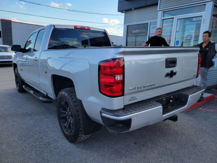 Chevrolet Silverado 1500 Personnalisée - Image 7