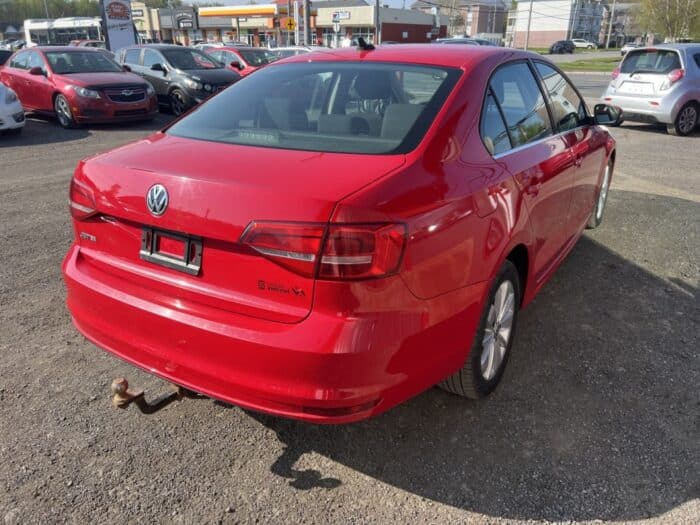 Volkswagen Jetta Comfortline - Image 4