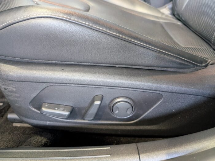 Hyundai Elantra Ultimate Tech – Image 10