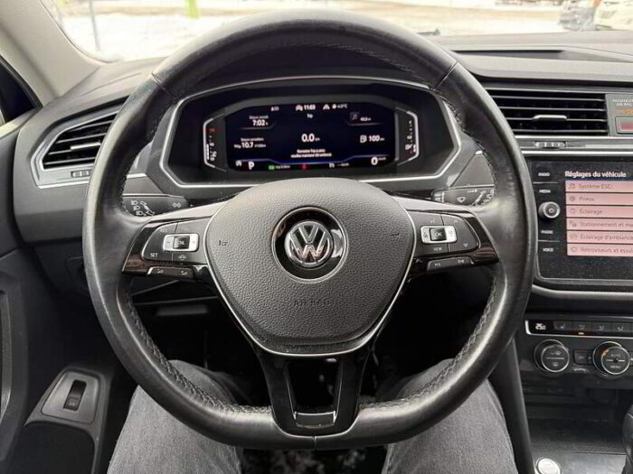 Volkswagen Tiguan Comfortline 4MOTION - Image 11