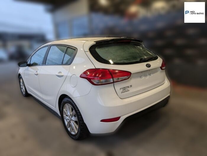 KIA Forte5 LX+ - Image 6