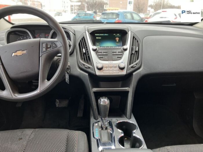 Chevrolet Equinox LS – Image 17