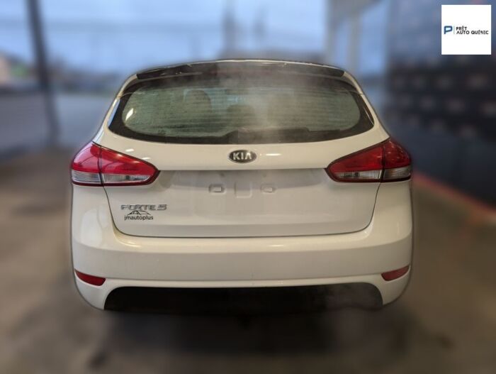 KIA Forte5 LX+ - Image 5