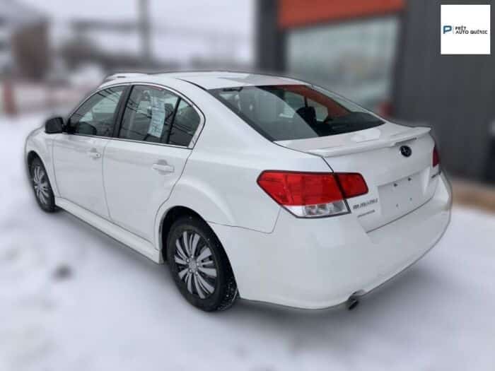 Subaru Legacy 2,5i avec groupe commodité – Image 6