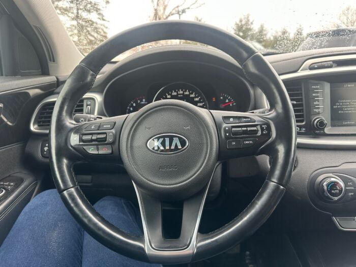 Kia Sorento EX 2.0T - Image 10