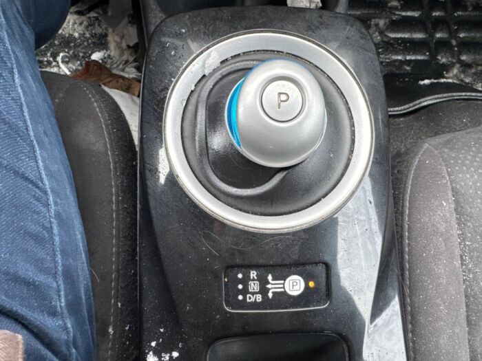 Nissan Leaf S - Image 32