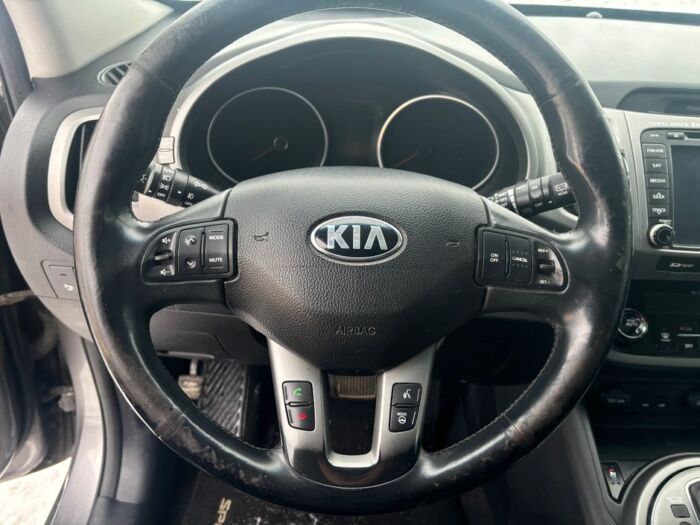 Kia Sportage SX-T AWD - Image 12