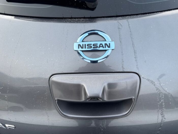 Nissan Leaf S - Image 10