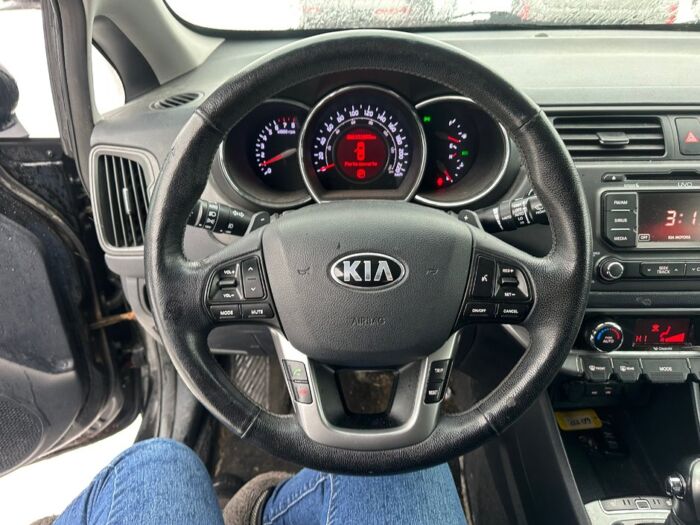 Kia Rio SX - Image 9