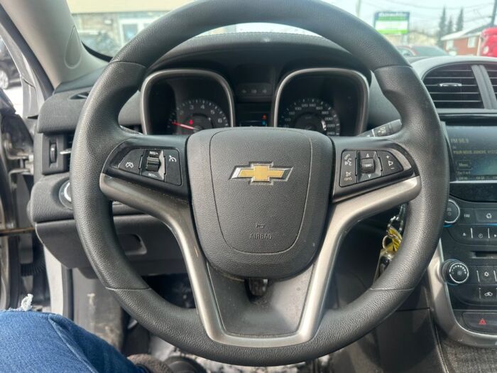 Chevrolet Malibu LT – Image 10