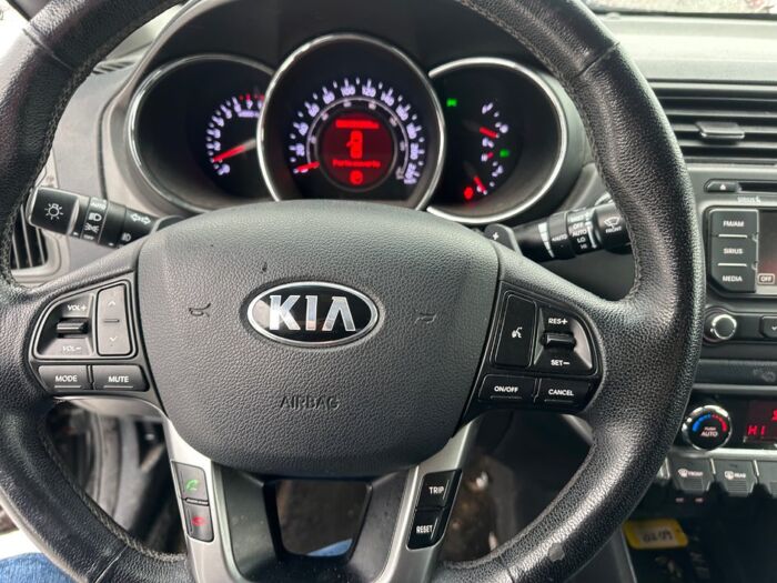 Kia Rio SX - Image 11