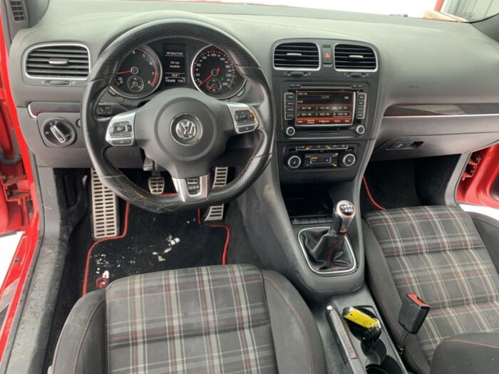 Volkswagen Golf GTI - - Image 11