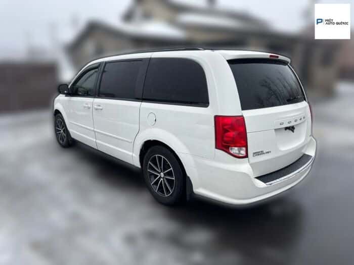 Dodge Grand Caravan SXT PLUS - Image 14