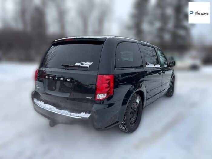 Dodge Grand Caravan SXT - Image 5