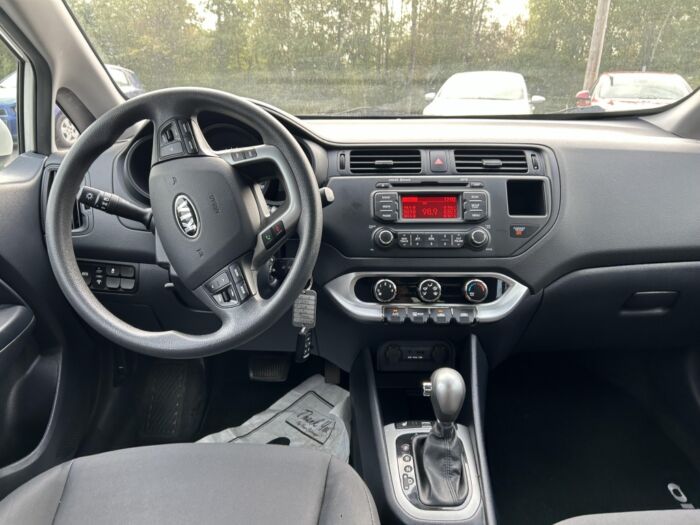 KIA Rio - – Image 13