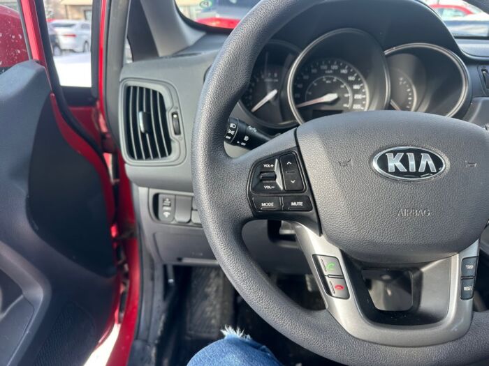 Kia Rio LX+ - Image 10